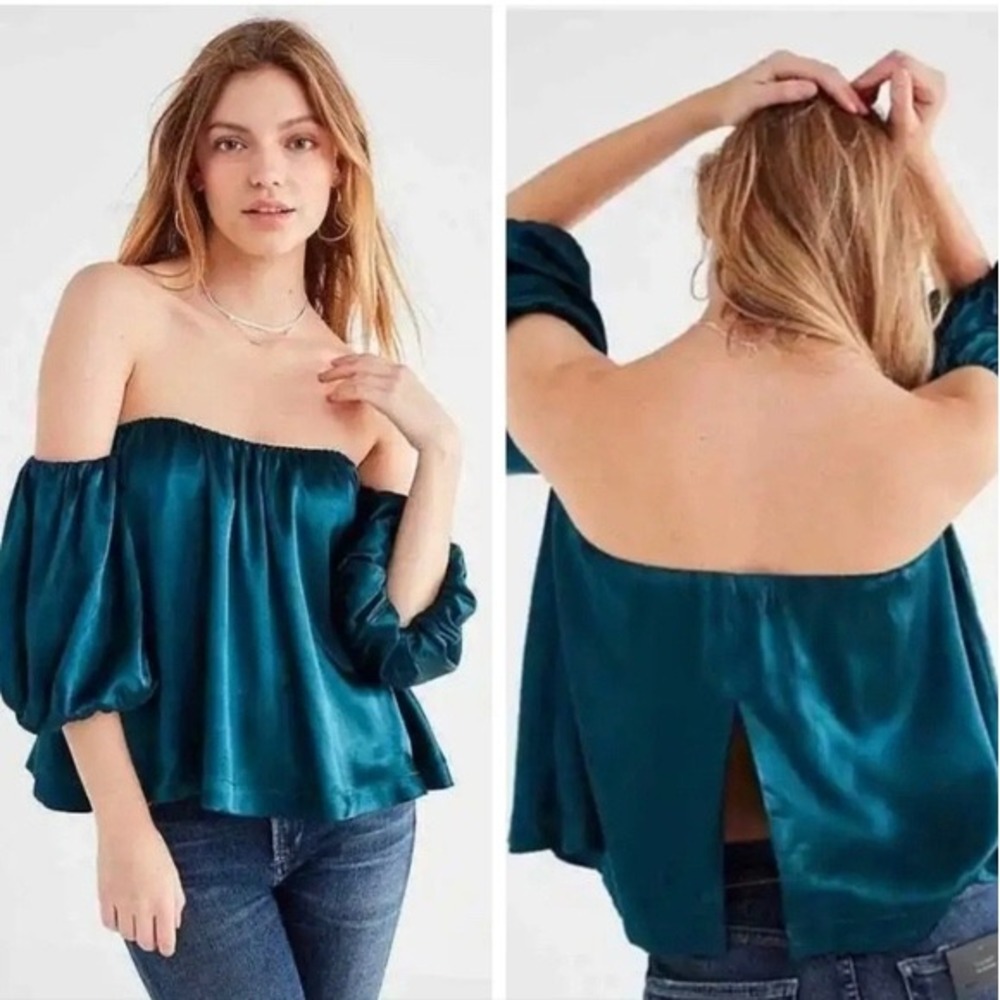 Urban Outfitters Turquoise Satin Off The Shoulder Puff Sleeve Blouse Top M NWT